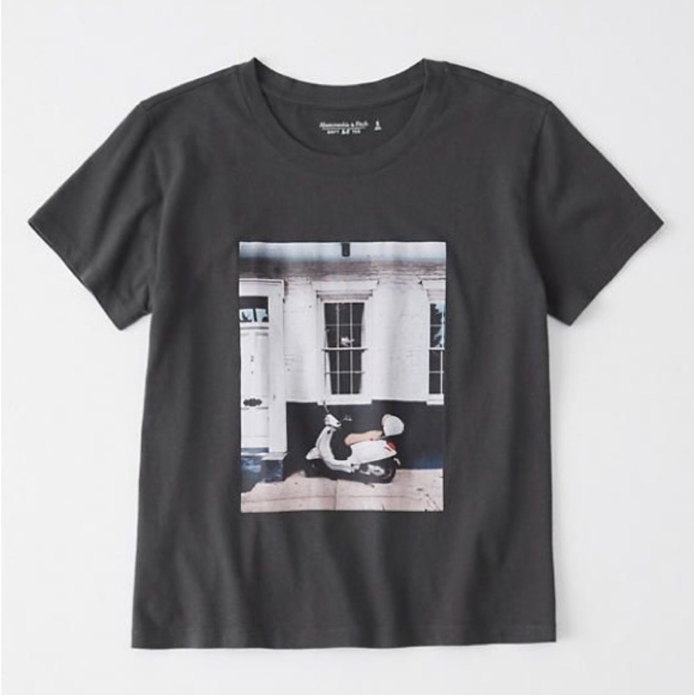 Abercrombie & Fitch Scooter Graphic Short Sleeve Crop Tee - Charcoal Grey - XS - Picture 2 of 10